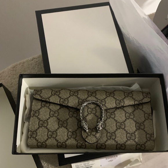 Gucci Handbags - NWT Gucci GG Dionysus Chain Wallet